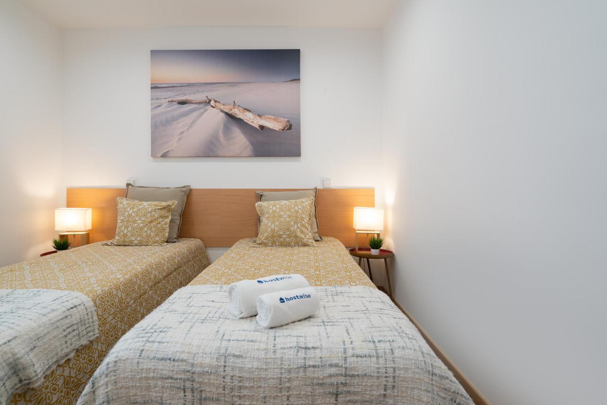 Host Wise - Colorful Fresh Flats - Batalha Apartment Porto Luaran gambar