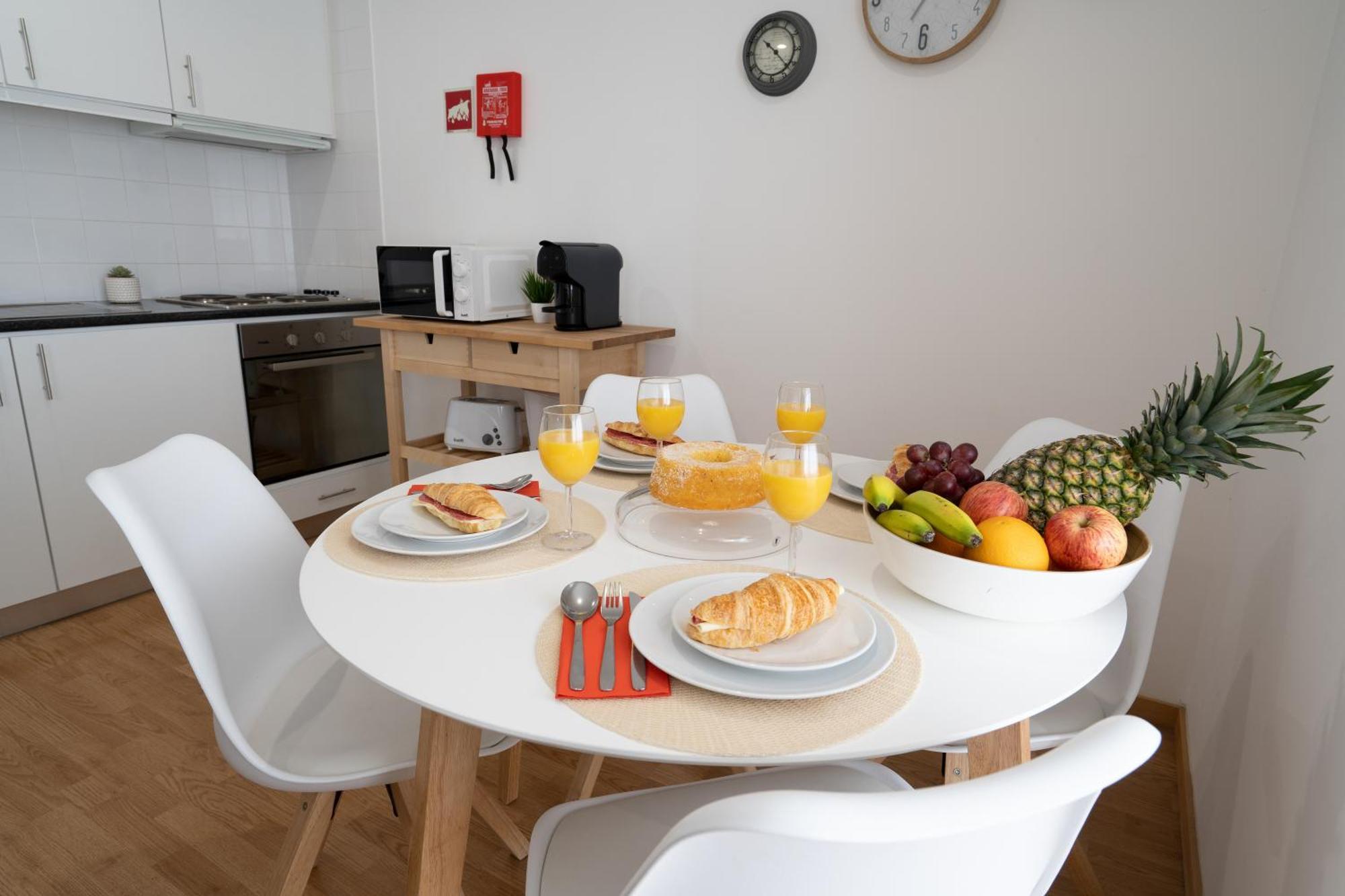 Host Wise - Colorful Fresh Flats - Batalha Apartment Porto Bilik gambar