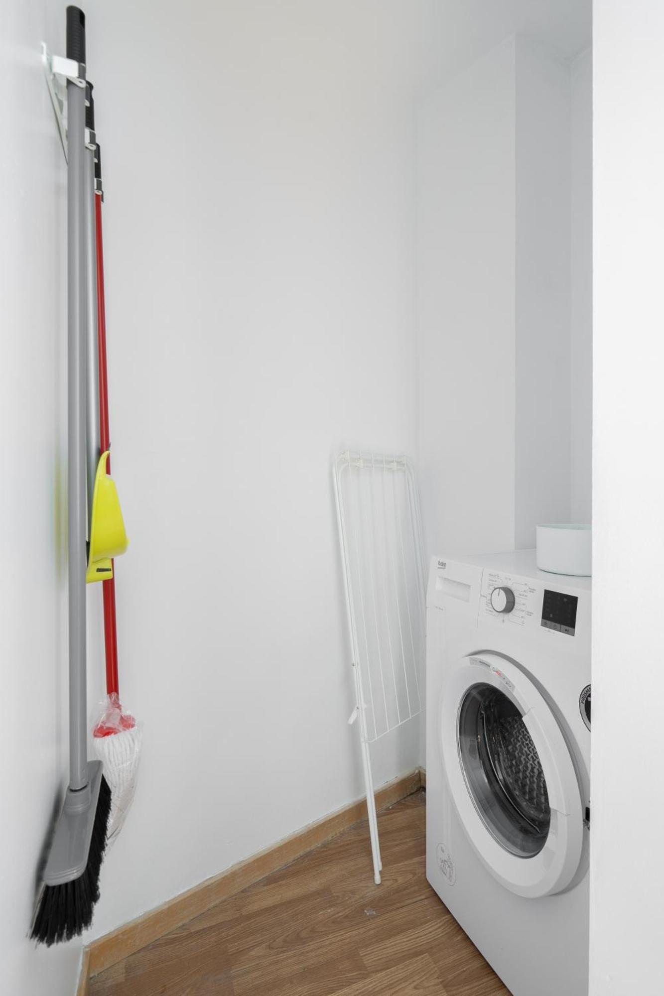 Host Wise - Colorful Fresh Flats - Batalha Apartment Porto Bilik gambar